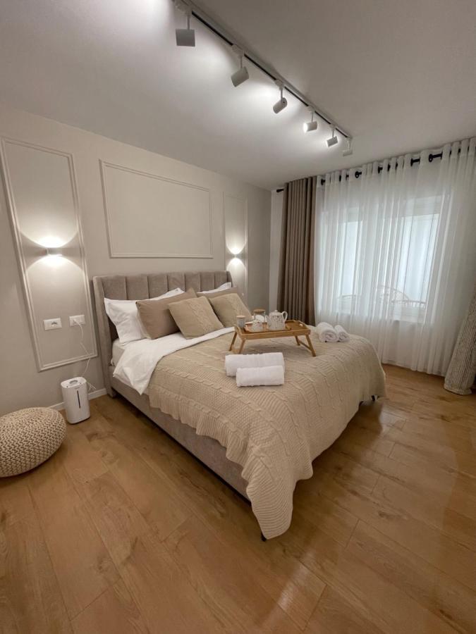 Square Inn Tirana City Center Ngoại thất bức ảnh